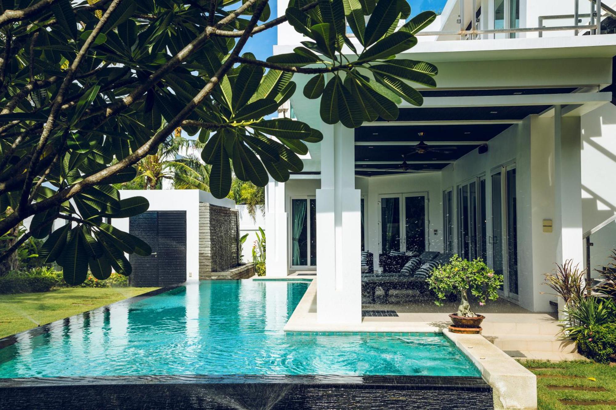 ฮอลลีวูด พูลวิลลา หาดจอมเทียน Villa Pattaya ภายนอก รูปภาพ