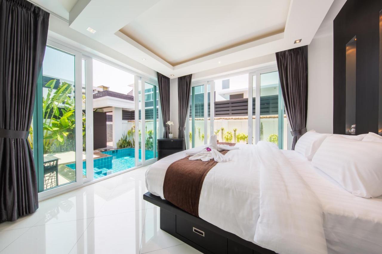ฮอลลีวูด พูลวิลลา หาดจอมเทียน Villa Pattaya ภายนอก รูปภาพ